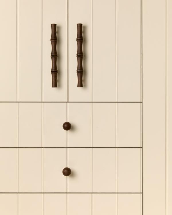 Dark Oak Knob, Brass