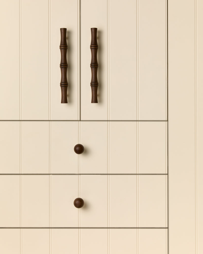 Dark Oak Knob, Brass