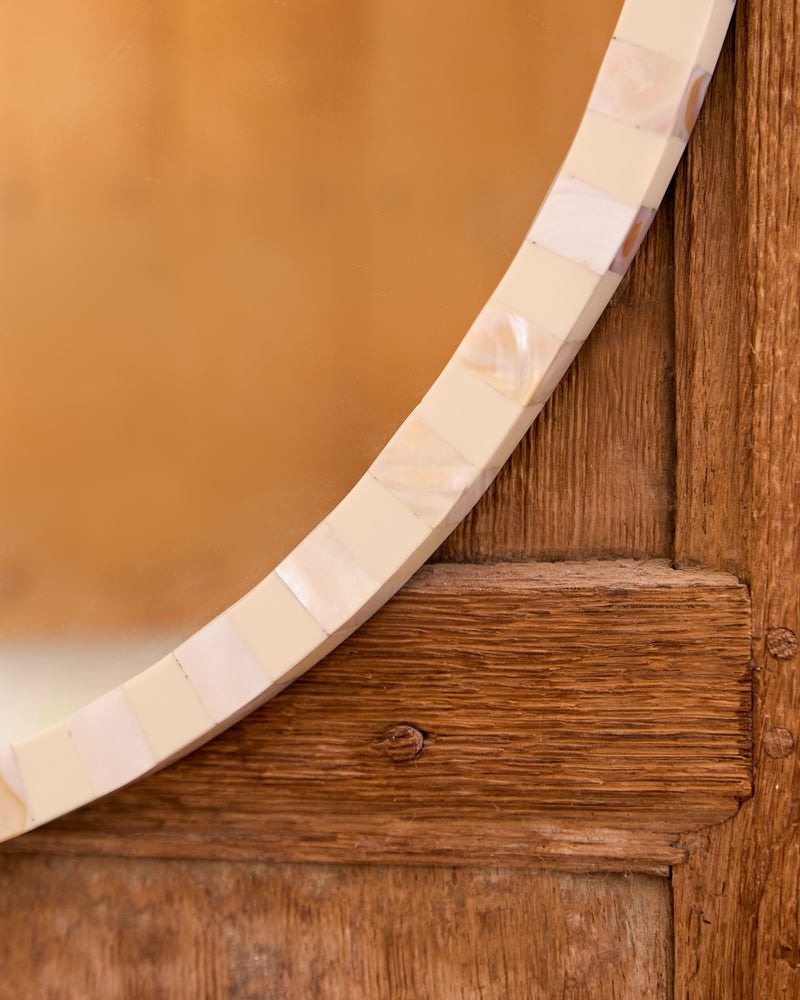 Pearl Oval Mirror, Milk