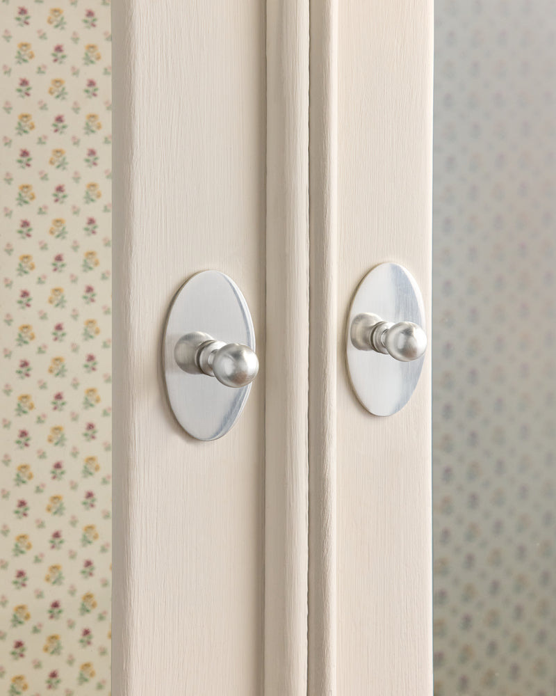Oval Backplate, Brushed Nickel