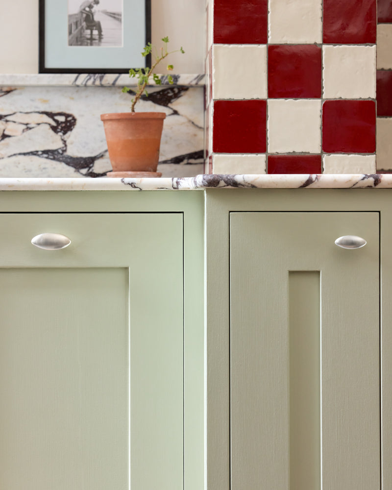 Brushed Nickel Oval Knob