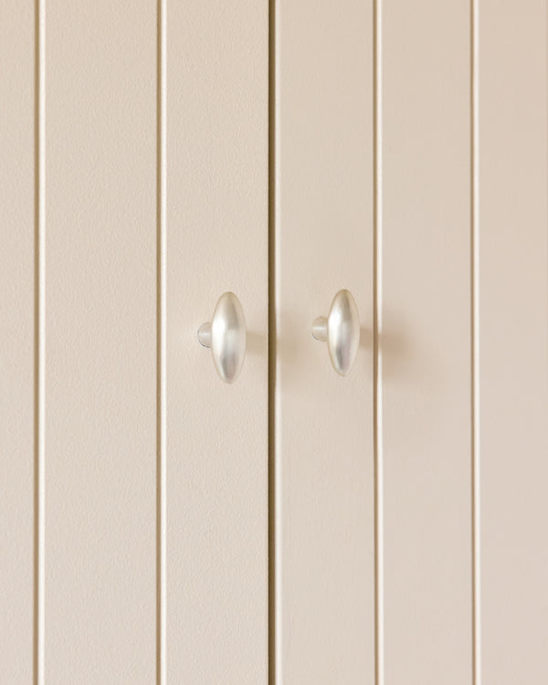 Brushed Nickel Oval Knob
