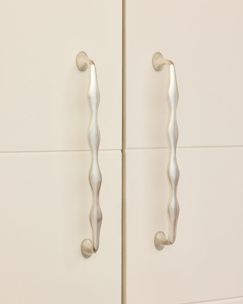 Wave Handle, Brushed Nickel