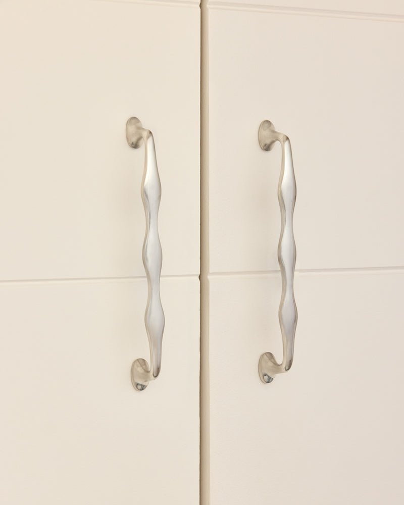 Wave Handle, Brushed Nickel
